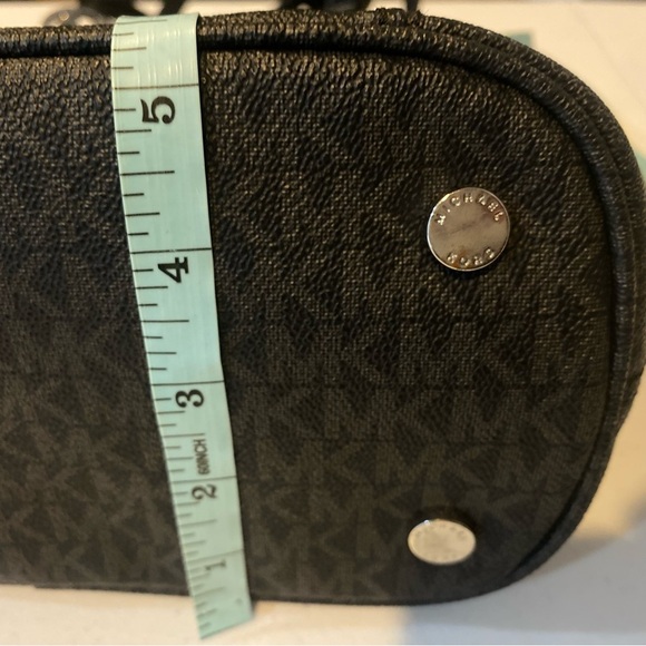 MICHAEL KORS Jet Set Medium Logo Pocket Tote Bag Black - Picture 12 of 16